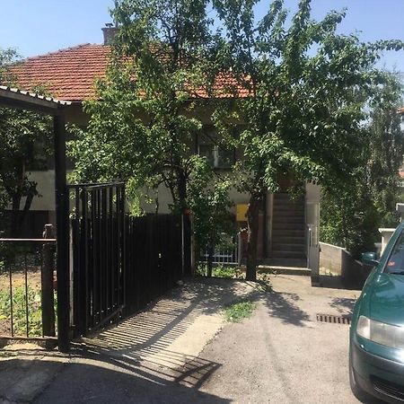 Apartmans Adi SJJ Buitenkant foto